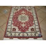 Zar-o-nim Tabriz Carpet Handmade Taghizadeh Design