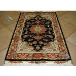 Zar-o-charak Tabriz Carpet Handmade Oliya Design
