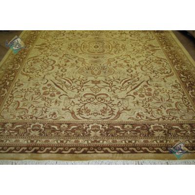 six meter Ghashghai carpet Handmade Medallion Design