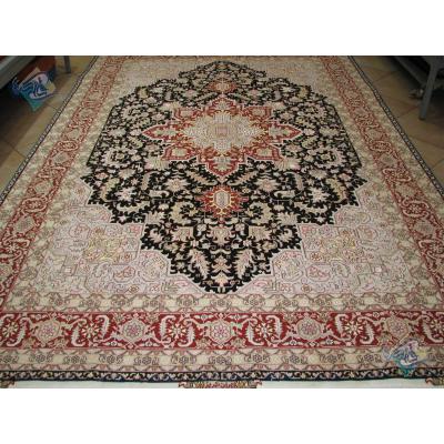 Six meter Tabriz Carpet Handmade Heris Design