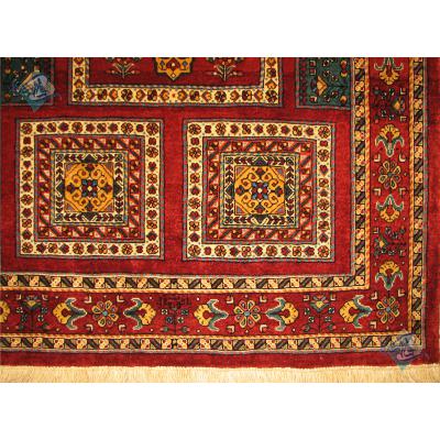 Zar-o-Nim Ghashghai carpet Handwoven All Wool