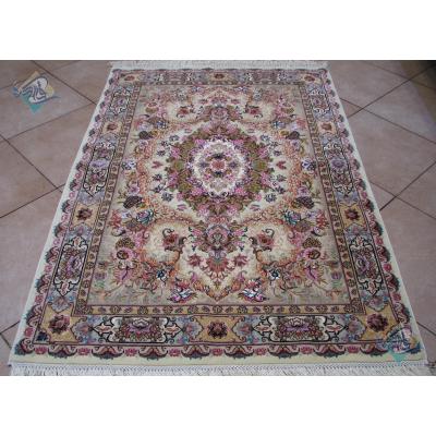 Zar-o-nim Tabriz Carpet Handmade Novinfar Design