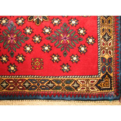 Mat Yalameh Carpet Handmade Geometric Design