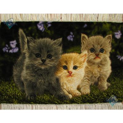 تابلو فرش دستباف تبریز طرح سه گربه گل ابریشم