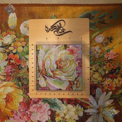 تابلو فرش دستباف تبریز طرح تنگ گل ستونی تولیدی نجاری چله و گل ابریشم